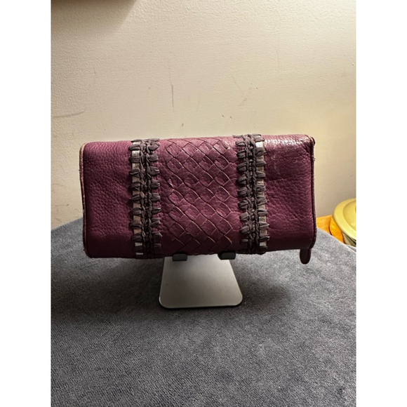 Bottega Veneta Purple Leather Long Snap Wallet w/ Woven Detail - Picture 3 of 15
